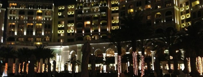 The Ritz-Carlton Abu Dhabi is one of Best Shishas in Abu Dhabi.