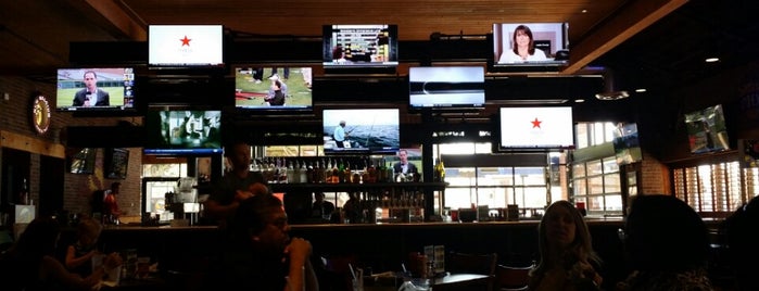 Zipps Sports Grill is one of Elizabeth’s Liked Places.