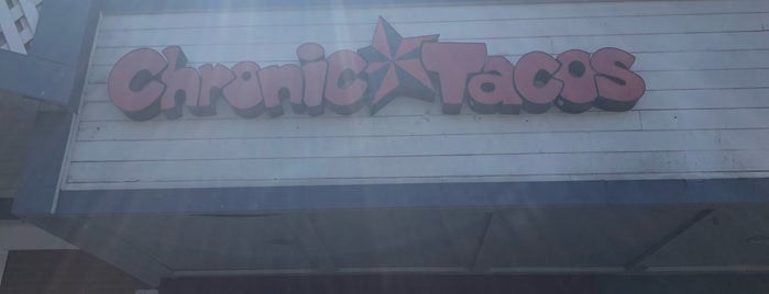 Chronic Tacos is one of Tempat yang Disukai Dee.