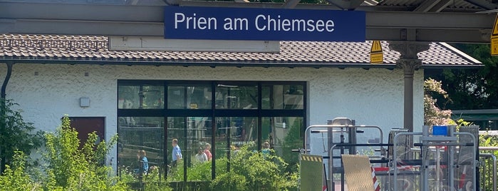 Bahnhof Prien am Chiemsee is one of Отпуск 4: зимняя Европа.