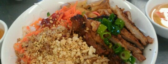 Tra Vinh Vietnamese & Chinese Noodle House is one of Melbourne Cheap & Yummy.