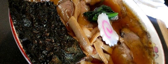 青島食堂 曲新町店 is one of らー麺.