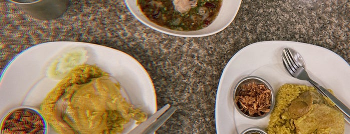 ข้าวหมกไก่สยาม is one of Bangkok Gourmet 5  Ethnic Middle east.