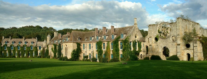 Abbaye des Vaux-de-Cernay is one of Culture (2).
