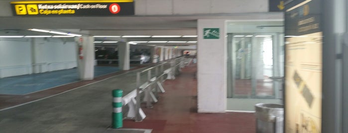 Parking Aeropuerto Bilbao is one of Bilbao.