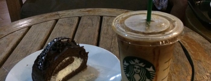 Starbucks Chaweng is one of สมุย🐳.