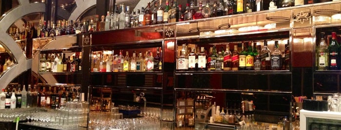 La Boheme Bar is one of Lugares guardados de Merve.