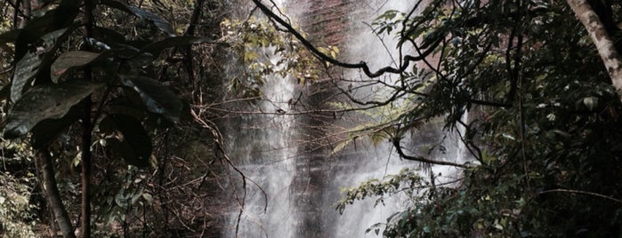 Cachoeira Do Marimbondo is one of Tempat yang Disukai Jaqueline.