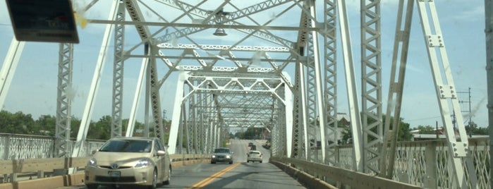 On A Bridge is one of George : понравившиеся места.