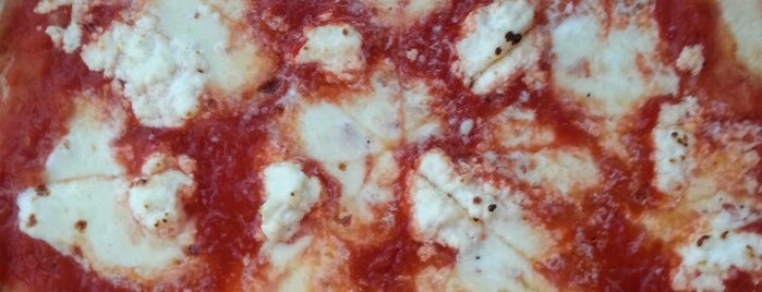 Pizaro's Pizza Napoletana is one of Pizza To-Do.