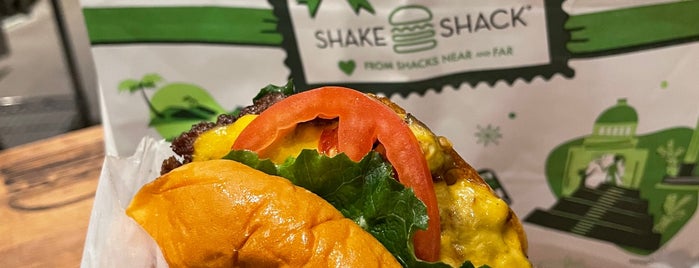 Shake Shack is one of Marlon’s Liked Places.
