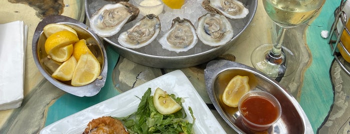 Broadway Oyster Bar is one of St. Louis.