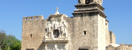 Mission San José & Visitor Center is one of San Antone.