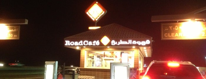 Road Café is one of สถานที่ที่ yazeed ถูกใจ.