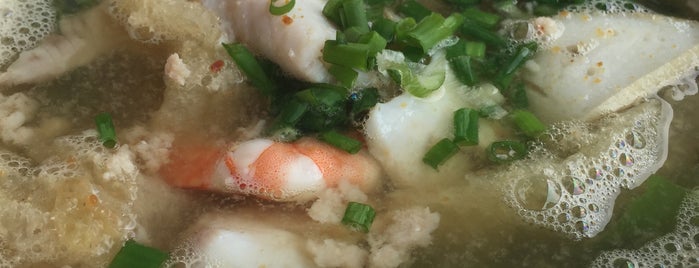 第一街潮州鱼汤 First Street Teochew Fish Soup is one of Singapur_Enler.