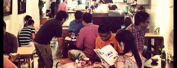 Strangers' Reunion is one of Singapore | Cafes.