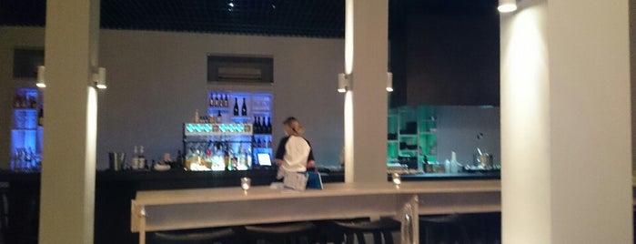 Gyoza Robo Bar is one of Malmörestauranger att besöka.