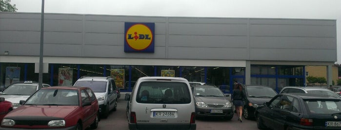 Lidl is one of Краків.