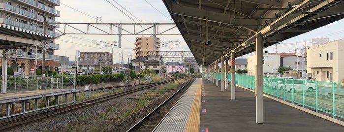 Ushiku Station is one of 常磐線.