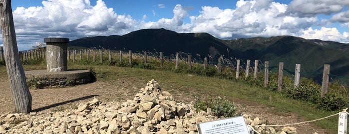 高ボッチ山 山頂 is one of 山と高原.