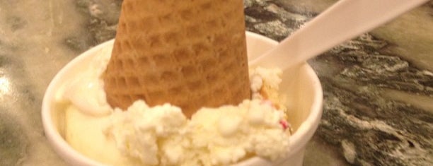 Leopold's Ice Cream is one of Sav.