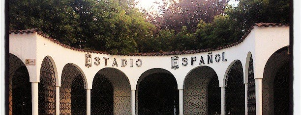 Estadio Español is one of สถานที่ที่ Patricio ถูกใจ.