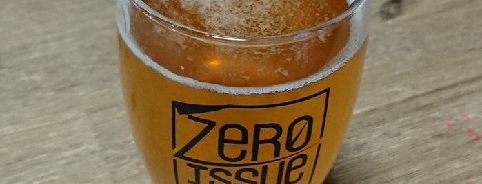 Zero Issue Brewing is one of Lugares favoritos de Dennis.
