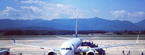 Aeroport de Girona-Costa Brava (GRO) is one of Lugares guardados de Turismo.