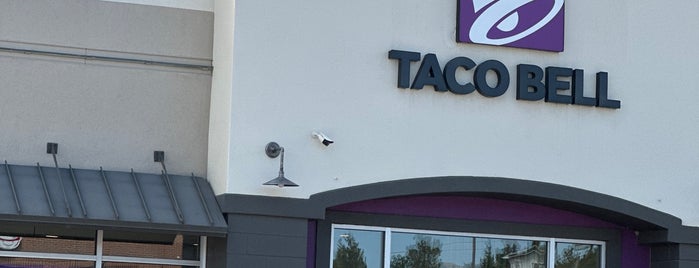 Taco Bell is one of Arapahoe Crossing.
