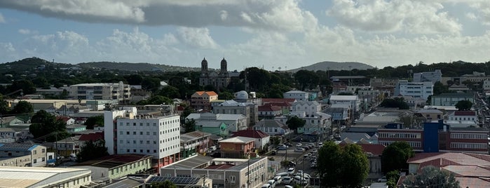 Port Of Antigua is one of Tempat yang Disukai David.