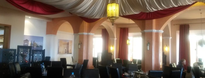 Robinson Hauptrestaurant Za'Afran is one of Orte, die Micha gefallen.