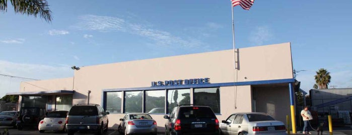 US Post Office is one of Christopher'in Beğendiği Mekanlar.