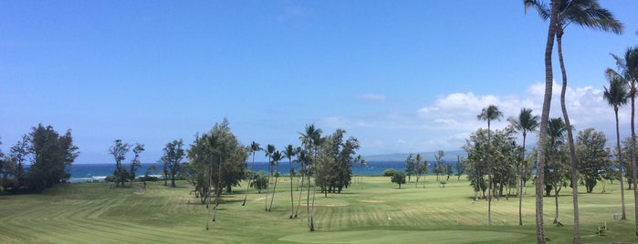 Waiehu Municipal Golf Course is one of Tempat yang Disukai Amy.