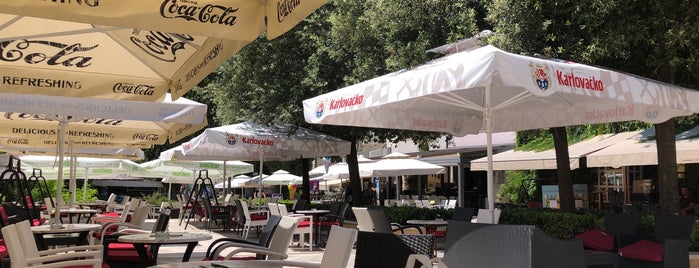 Caffe bar Van is one of Free Wi-Fi Dubrovnik.