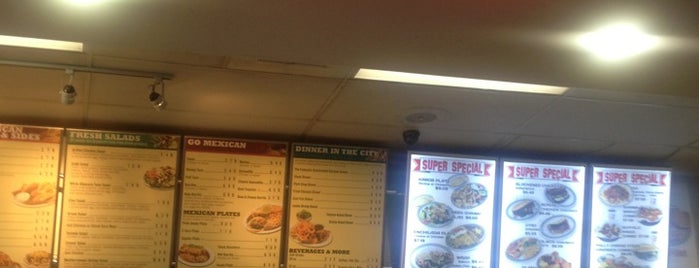 Fantastic Burger Grill is one of Todd: сохраненные места.