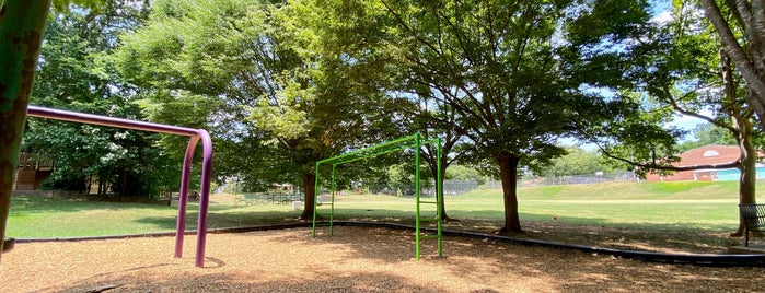 Bessie Branham Park is one of Parks.