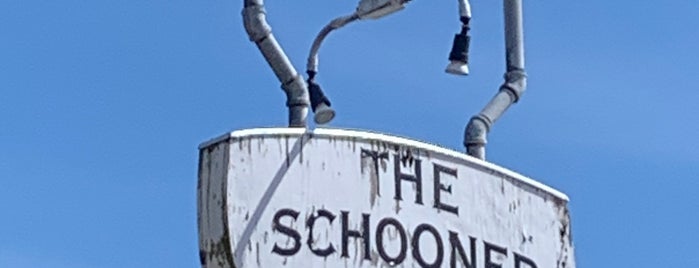 The Schooner is one of Locais curtidos por MLO.