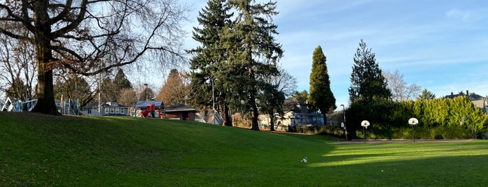 Brooklyn Park is one of Portlands parks and gardens.