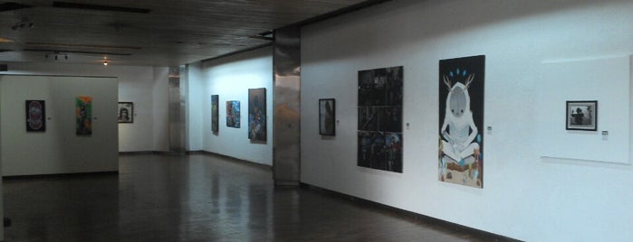 Centro de Difusión Cultural Raúl Gamboa del IPBA is one of Posti salvati di Carlos.