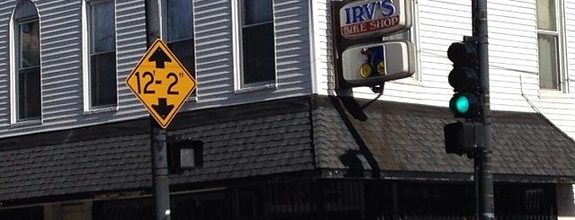 Irv's Bike Shop is one of สถานที่ที่บันทึกไว้ของ Eddy.