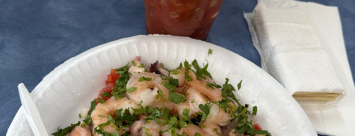 Manzanillo Mariscos is one of Places.
