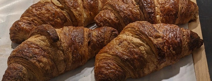 Lalune Croissant is one of Micheenli Guide: Croissant trail in Singapore.