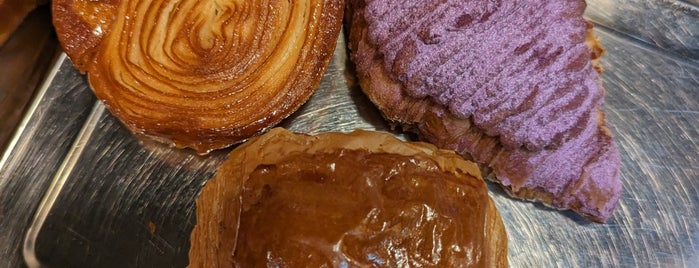 Bakery Brera & Fine Goods is one of Micheenli Guide: French mini cakes in Singapore.