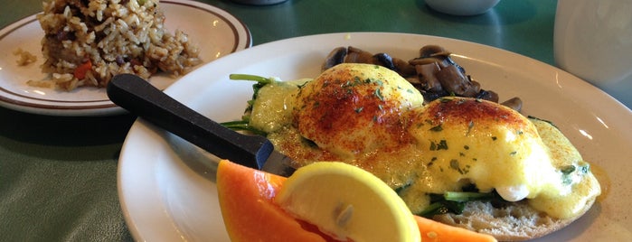 Ono Family Restaurant is one of Breakfast Kauai.