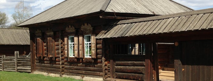 Музей-заповедник «Шушенское» is one of Музеи деревянного зодчества России.