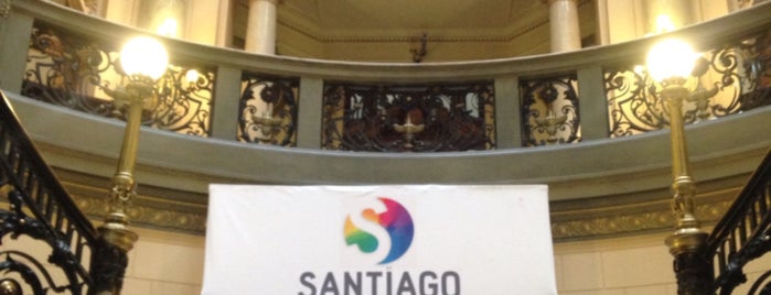 Intendencia de Santiago is one of Pedro'nun Beğendiği Mekanlar.