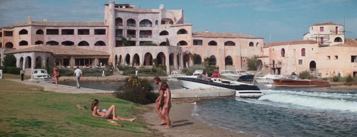 Cala di Volpe is one of The Glamorous Hotel Stays of James Bond, 007.