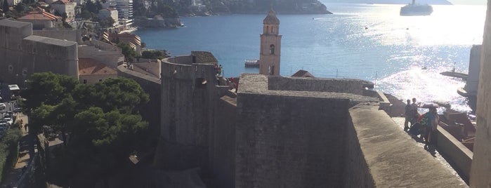 Drezvnik Tower is one of Walls of Dubrovnik.