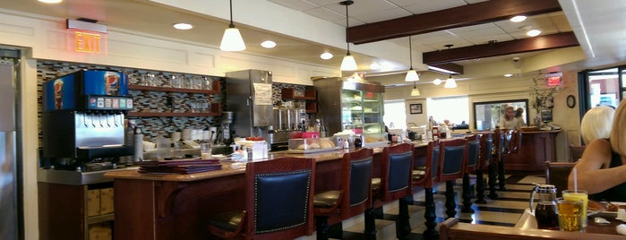 Sand Castle Diner is one of Seaside Places to eat.