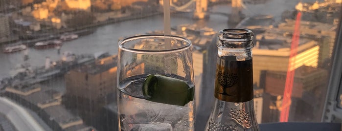 Hutong is one of Bars with views.